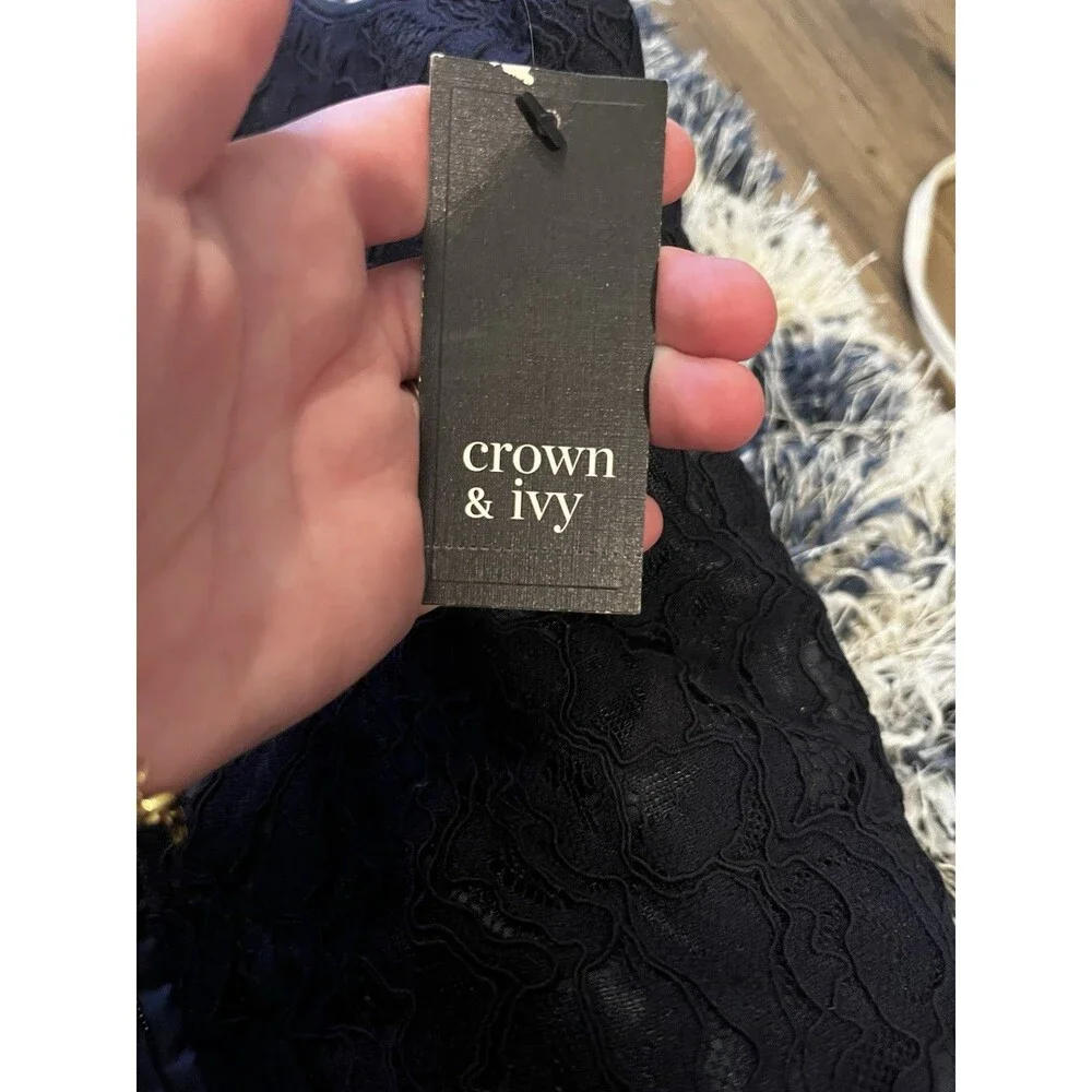 NWT Crown & Ivy Curvy Lace Vest – Navy Blue – Size 2x curvy - Picture 10 of 16